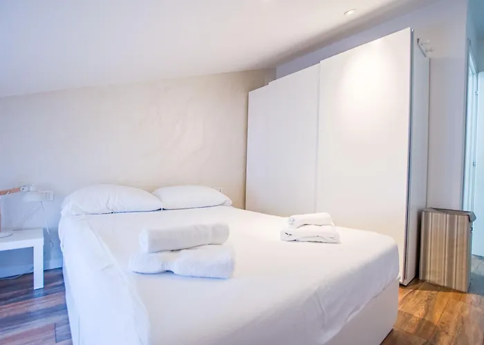 Al Teatro Апартаменти Трієст